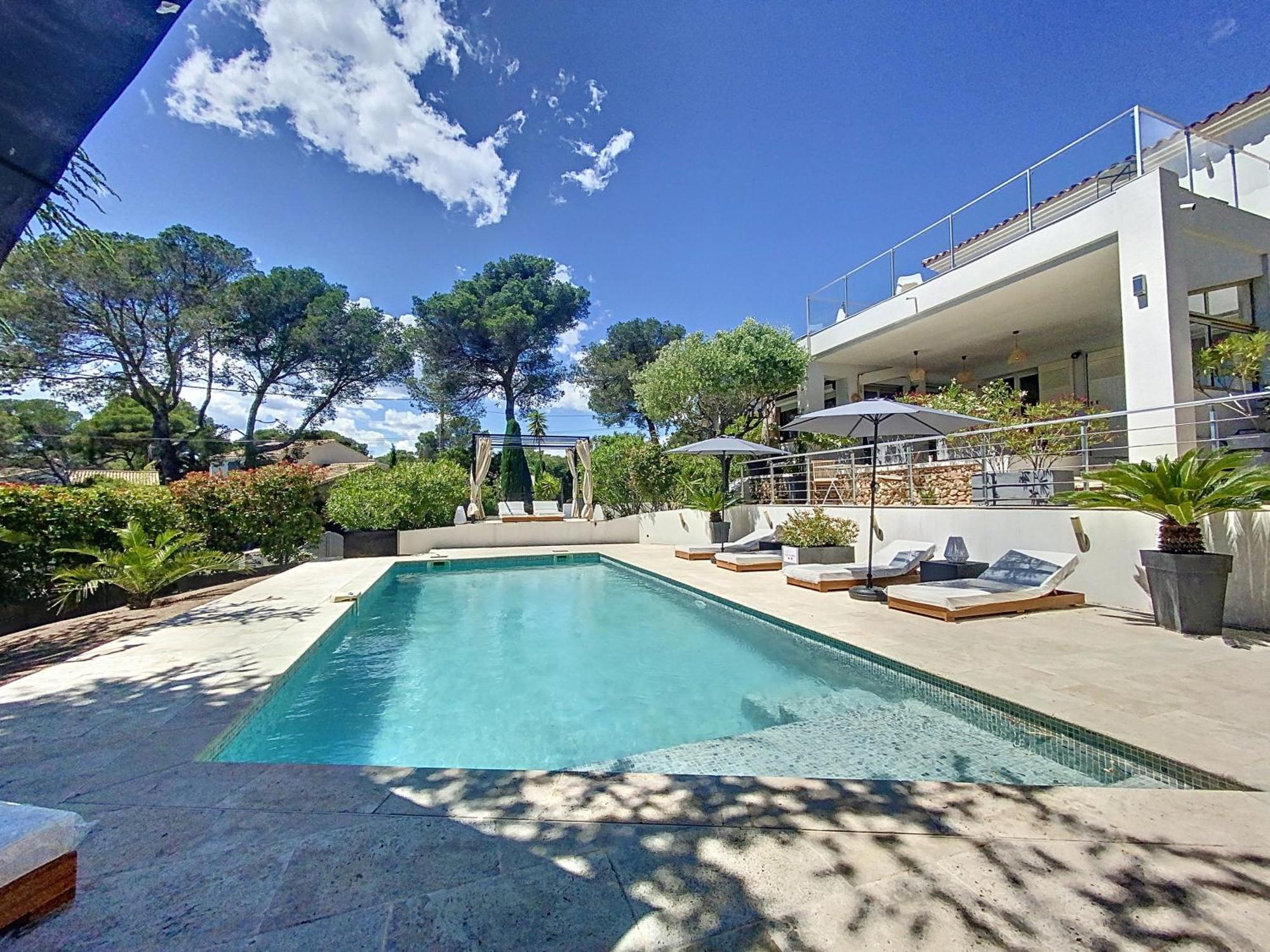 "Les Alizes" Cote Jardin Proche Bord De Mer Saint-Raphael  Bagian luar foto
