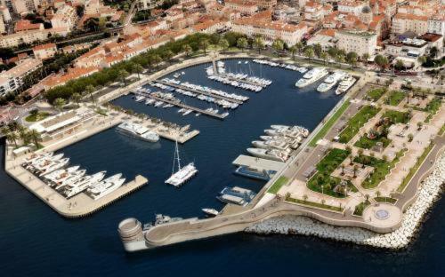 "Les Alizes" Cote Jardin Proche Bord De Mer Saint-Raphael  Bagian luar foto